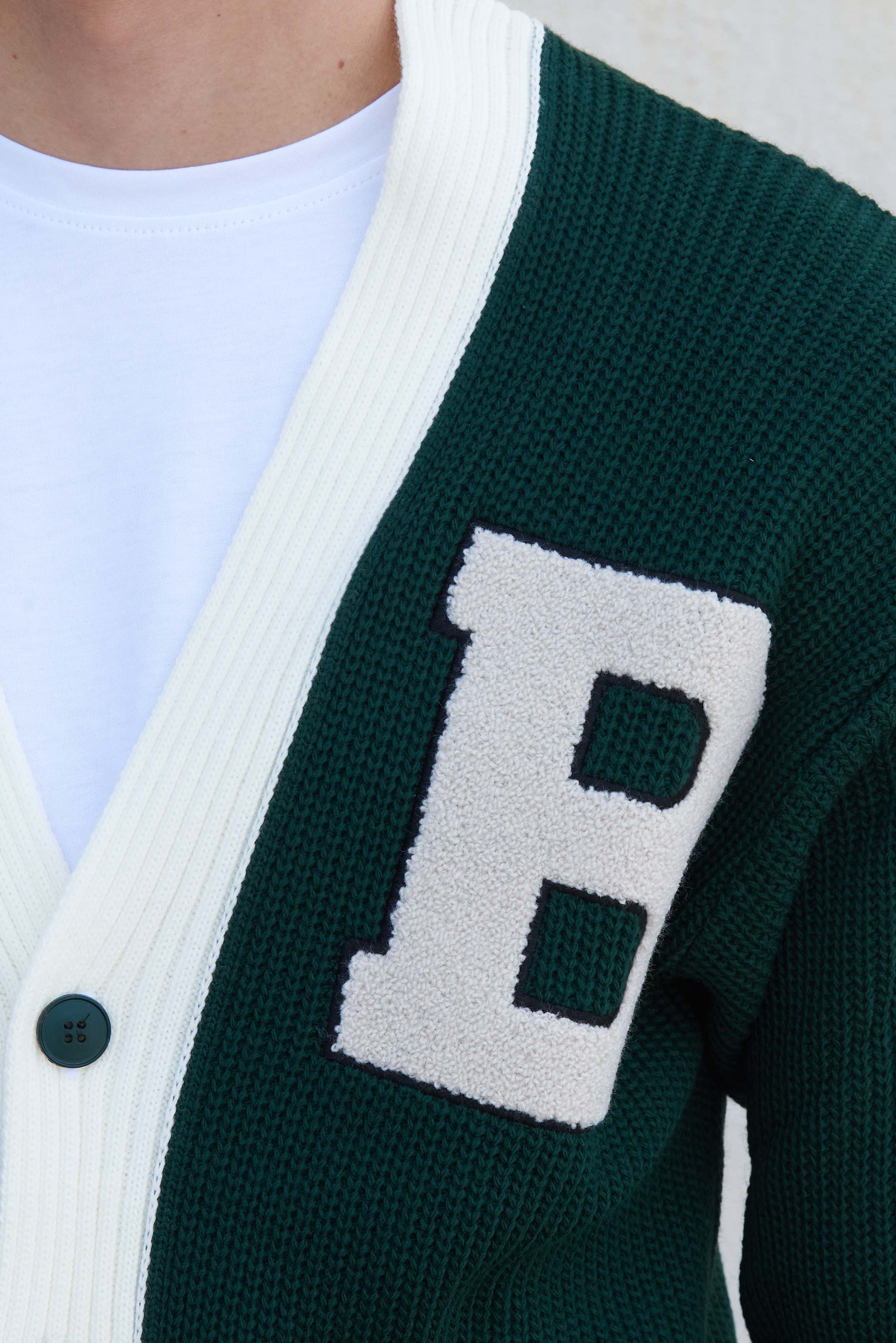 Cardigan in filo college, NIUE.