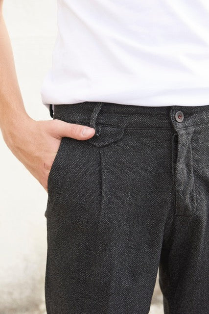 Pantalone in caldo cotone operato, MACEDONIA.